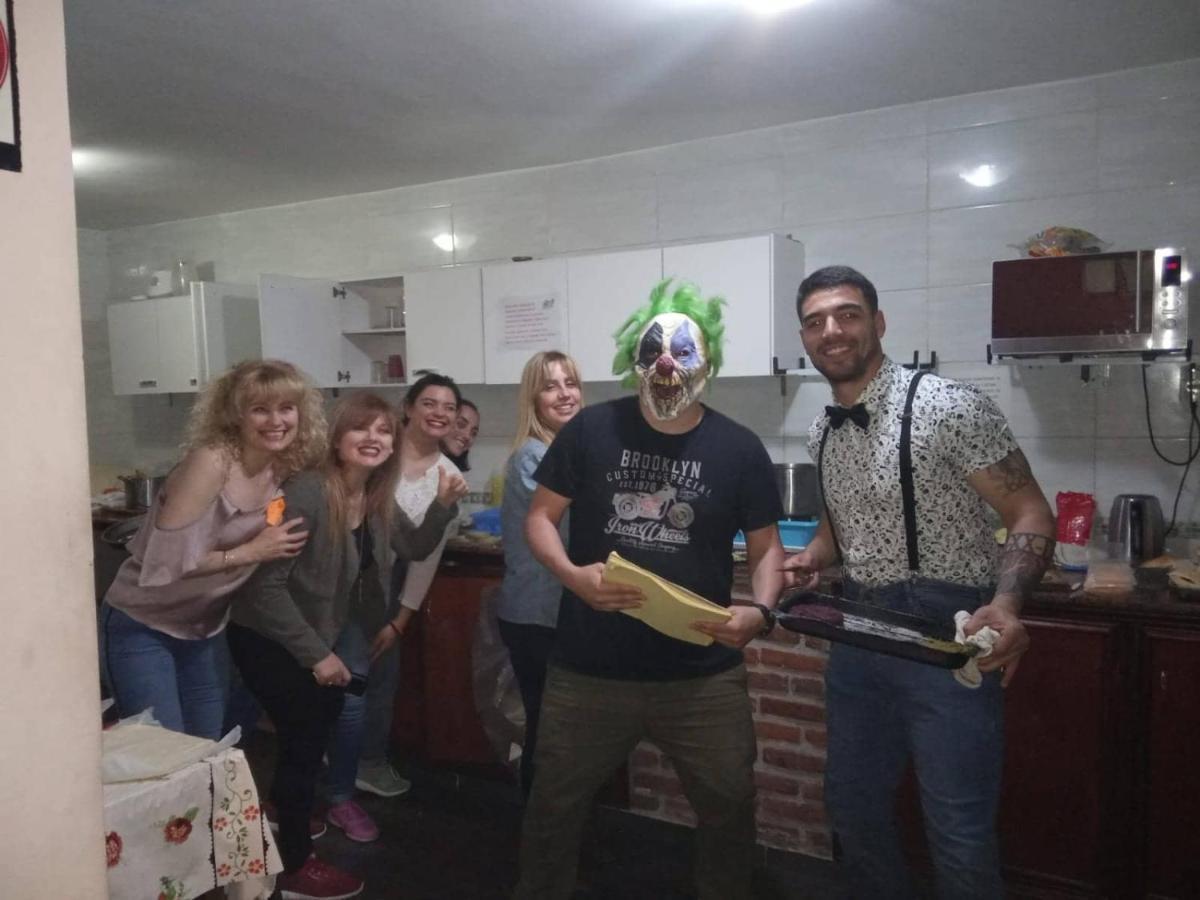 Posada Del Gaucho Hostel Montevideo Bagian luar foto