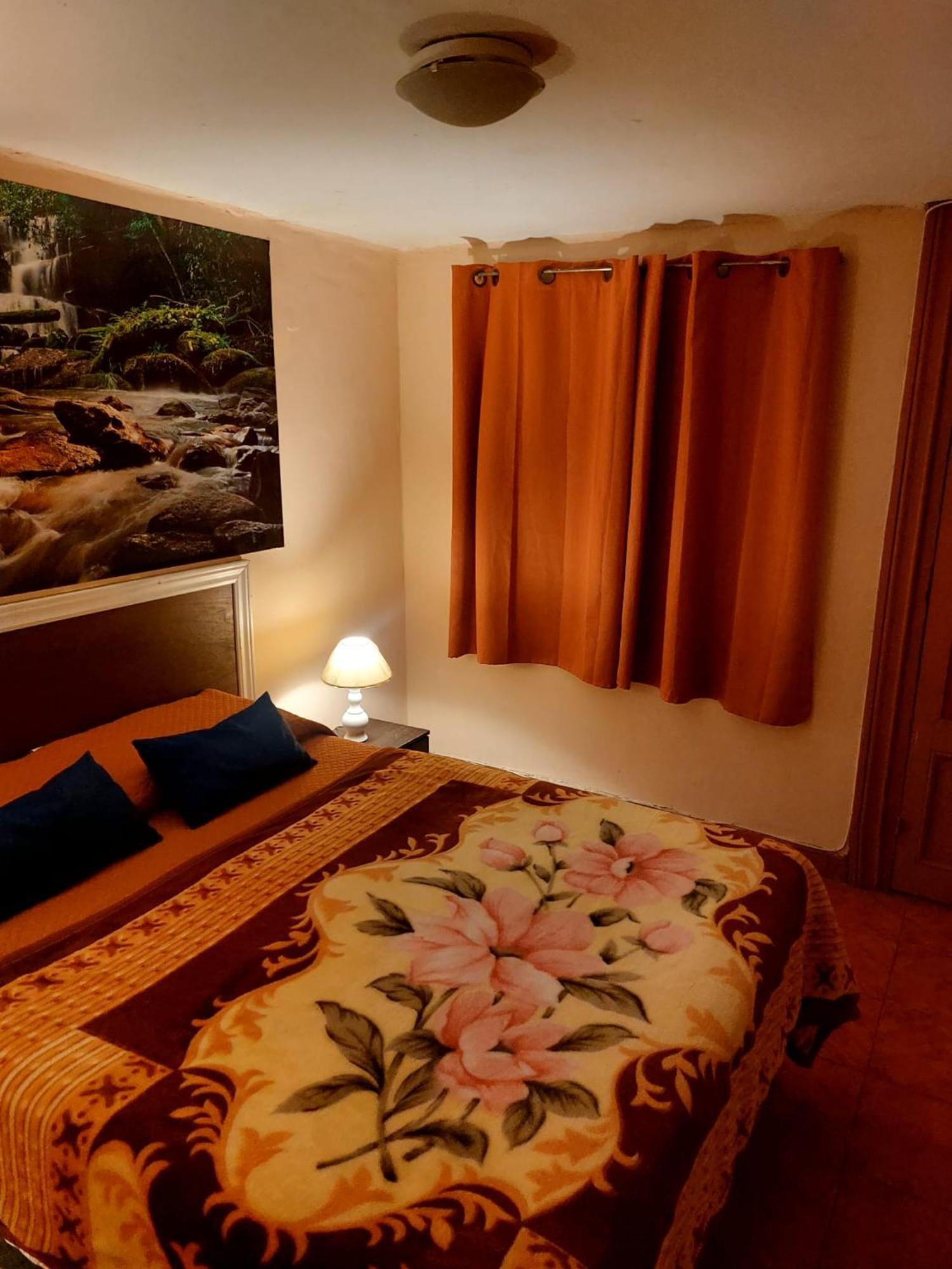 Posada Del Gaucho Hostel Montevideo Bagian luar foto