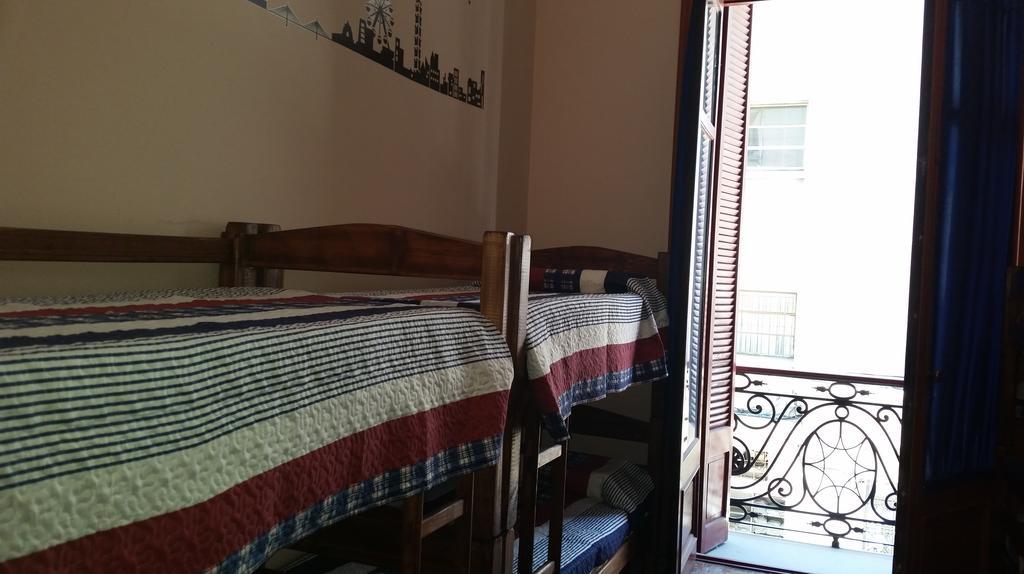 Posada Del Gaucho Hostel Montevideo Bagian luar foto